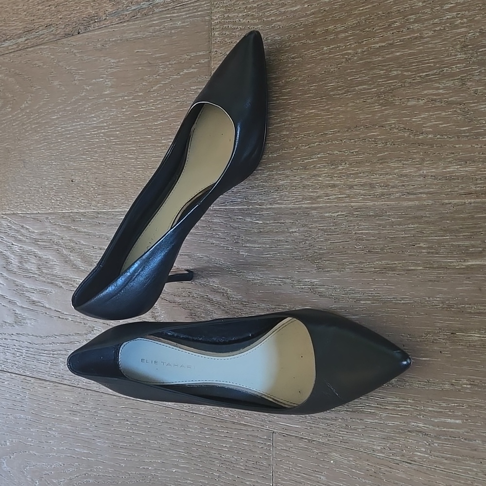Elie Tahari black heels